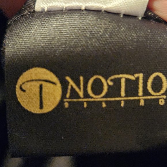 T Notio Tri-Colored Genuine Cow Hair Large Handbag Made in Bogata, Columbia New - Picture 5 of 5